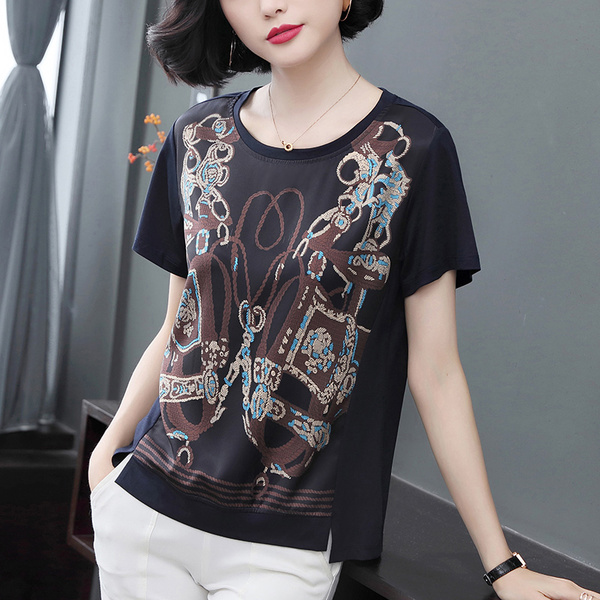 เสื้อยืดคอตตอนเรียบหรู