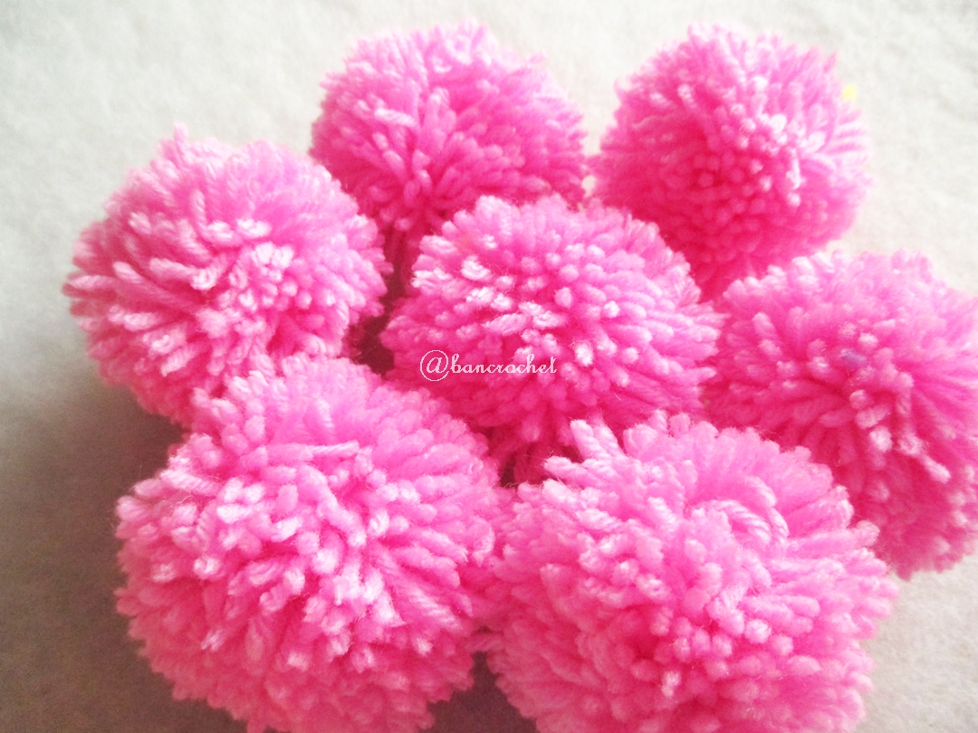 ปอมปอมไหมพรมสีชมพูหวาน ขนาด 2 นิ้ว pompoms crochet