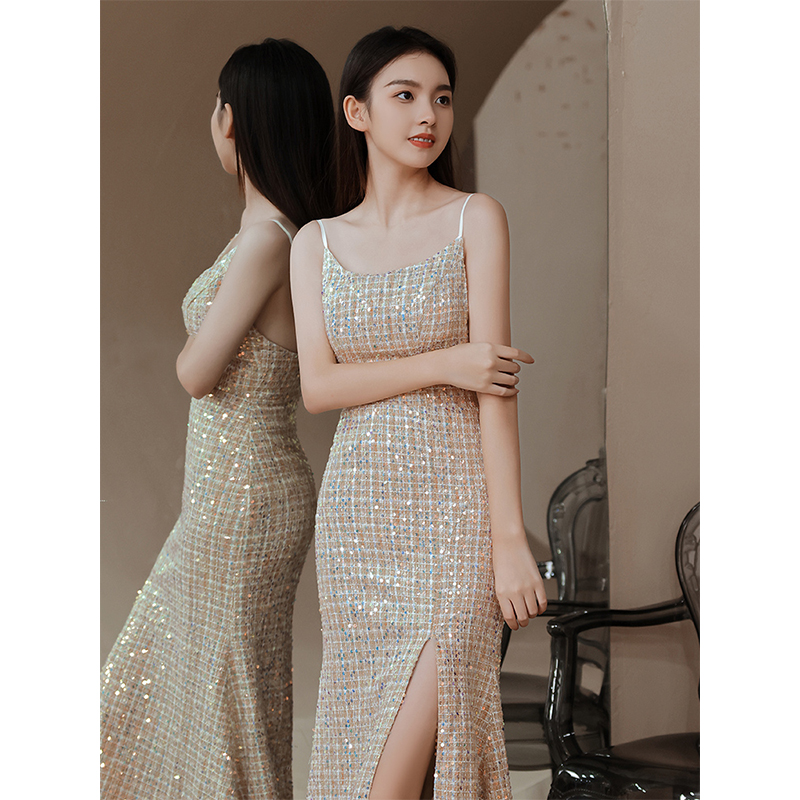 ชุดราตรี ชุดราตรีสวยหรู แบบ ทันสมัย Evening dress