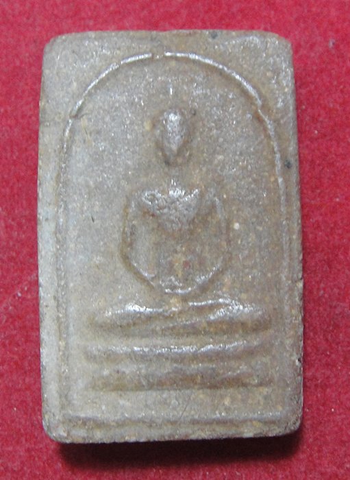 หลวงพ่อดี วัดสุวรรณาราม นครปฐม