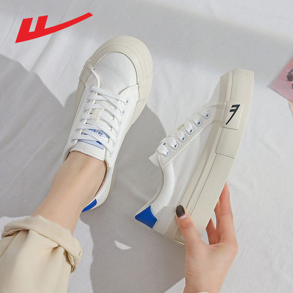 รองเท้าผ้าใบแฟชั่นผู้หญิง ใส่สบาย มีขนาด 35-40