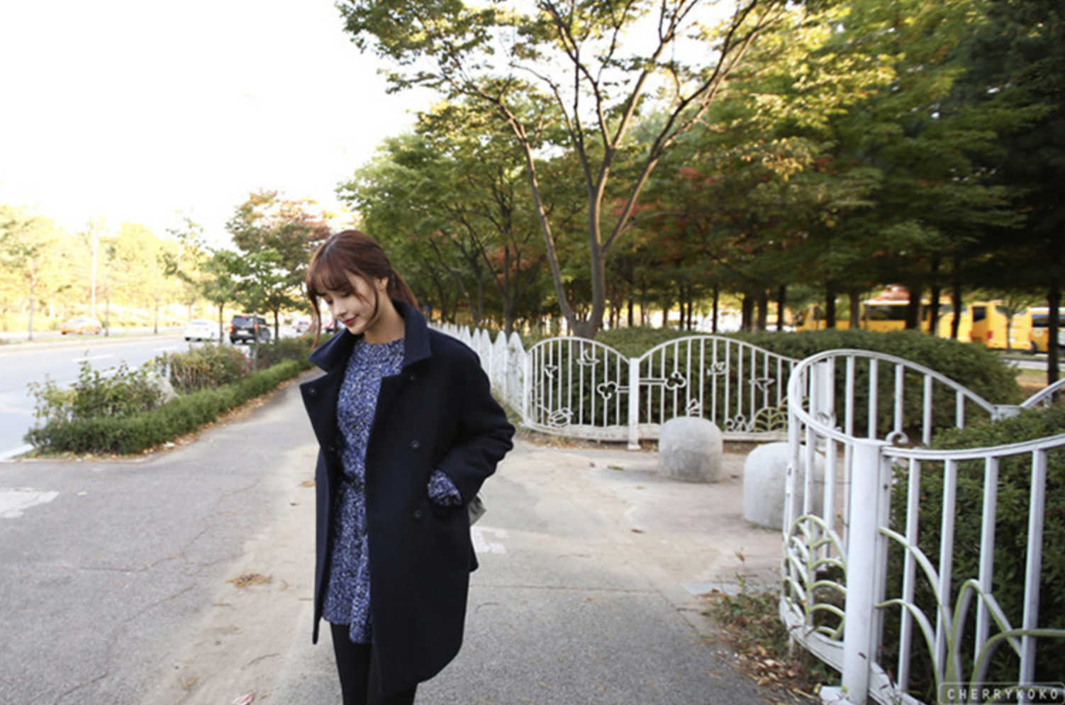 เสื้อโค้ทกันหนาว ทรงสวย ใส่ได้หลายแบบ ผ้าดีบุซับในกันลม พร้อมส่ง กรมท่า