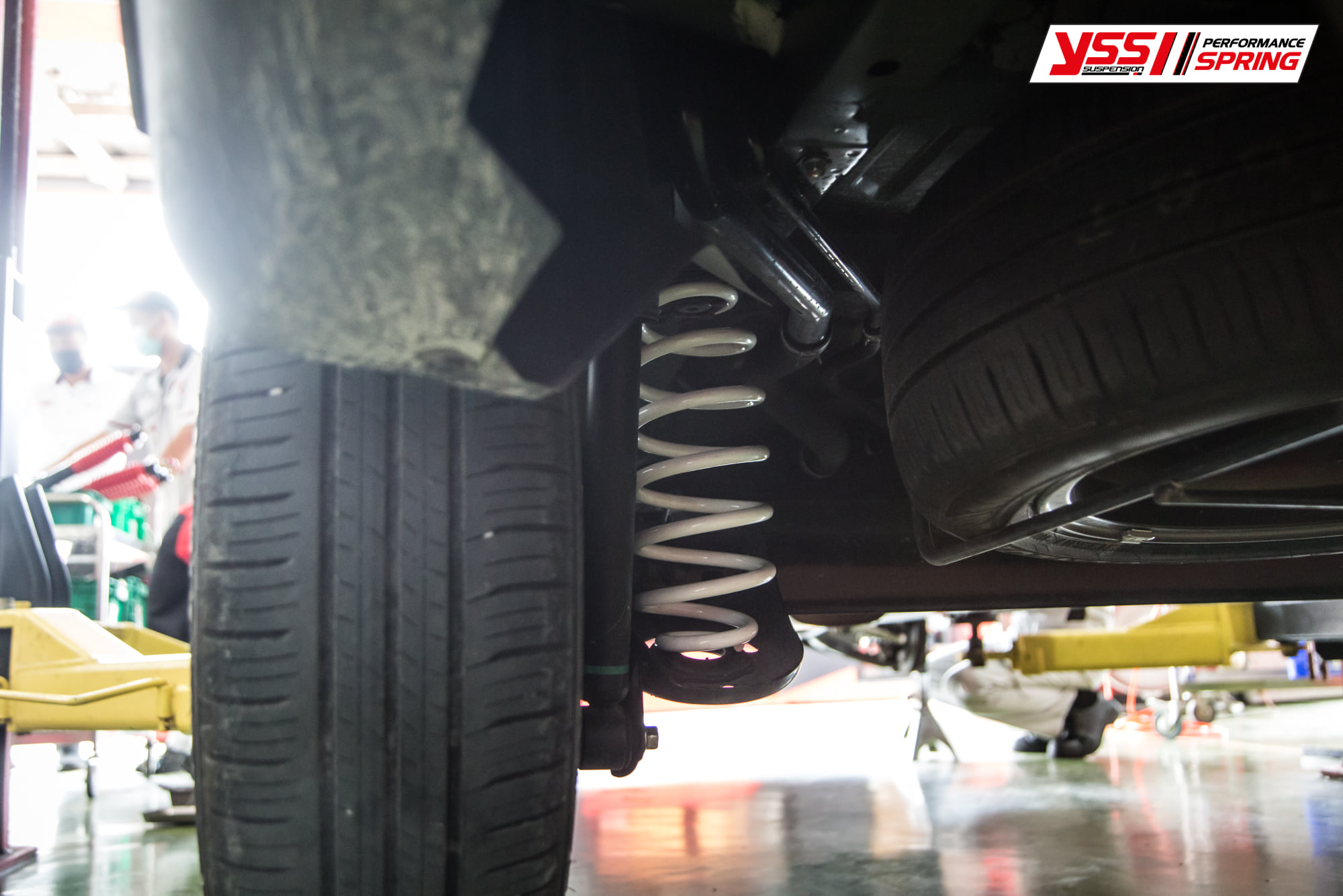 YSS สปริงรถยนต์ Mitsubishi Expander และรุ่นCross (สเเตนดาร์ด)