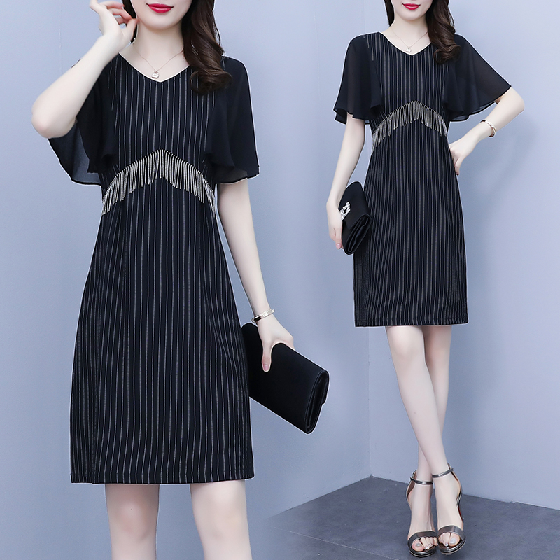 เดรสแขนสั้น มีไซส์ L-4XLอก 38-47 นิ้ว ใส่ได้ทั้งสาวหุ่นดีน่ารักจนถึงสาวอวบพลัสไซส์
