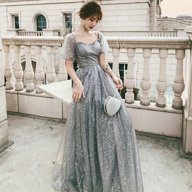 ชุดราตรี ชุดราตรีสวยหรู แบบ ทันสมัย Evening dress