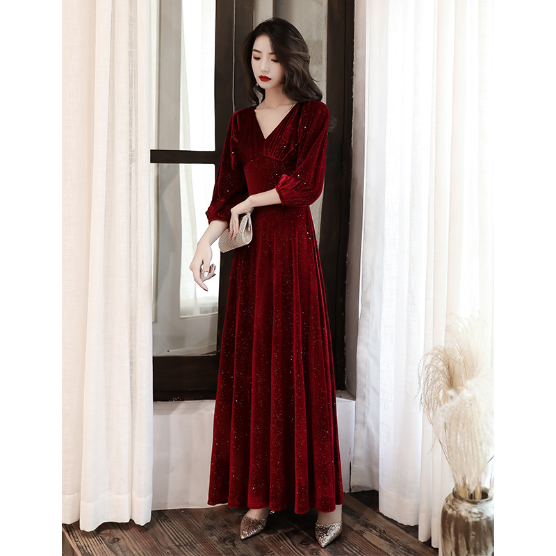 ชุดราตรี ชุดราตรีสวยหรู แบบ ทันสมัย Evening dress
