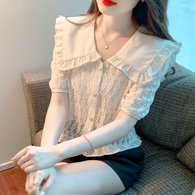 เสื้อลูกไม้ แขนสั้น