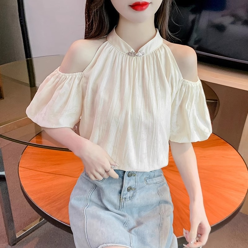 เสื้อเชิ้ตผู้หญิงใส่ทํางาน 390 บาทต่อชิ้น ฟรีค่าจัดส่ง