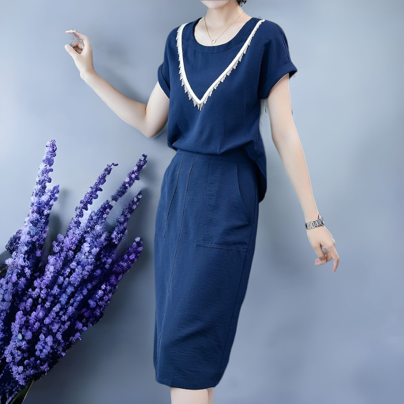 Dress4612 เดรสยาวสีพื้นกรมคอแต่งพู่ เอวสม็อคยางยืดด้านหลัง ชายเสื้อด้านหลังปล่อยเหมือนใส่แยกชิ้นแต่เป็นชุดติดกัน
