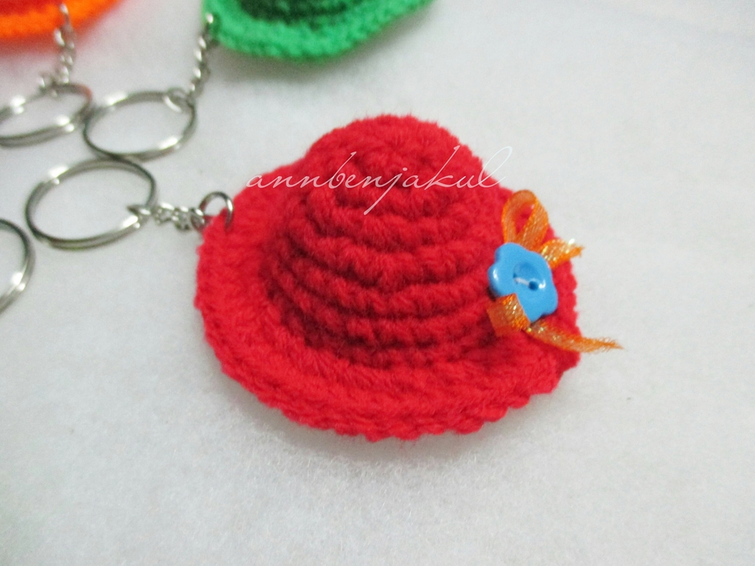 พวงกุญแจหมวกจิ๋ว