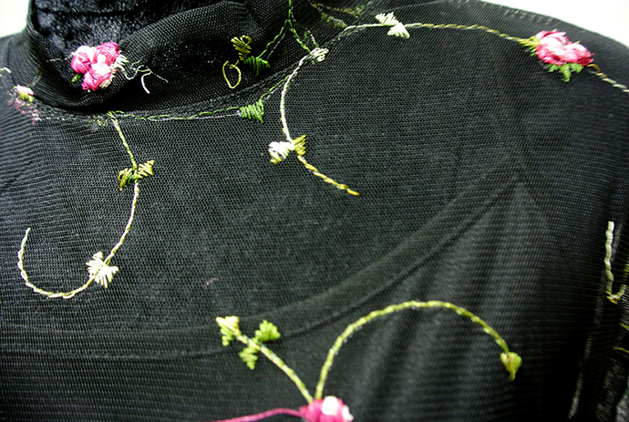 ชุดเดรสยาวลูกไม้ตาข่ายสีขาว-สีดำ