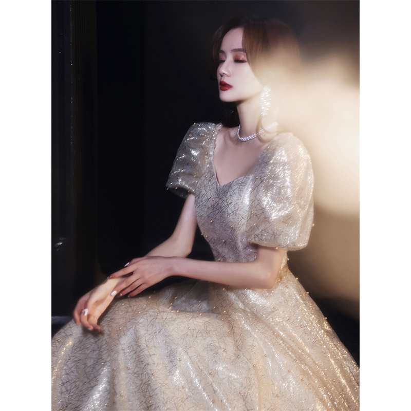 ชุดราตรี ชุดราตรีสวยหรู แบบ ทันสมัย Evening dress