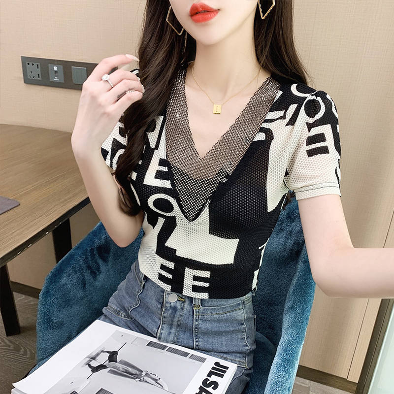 เสื้อยืดวัยรุ่นน่ารักๆ เสื้อวัยรุ่นแขนสั้น เสื้อผ้าวัยรุ่นเกาหลี แบรนด์ Wiyike