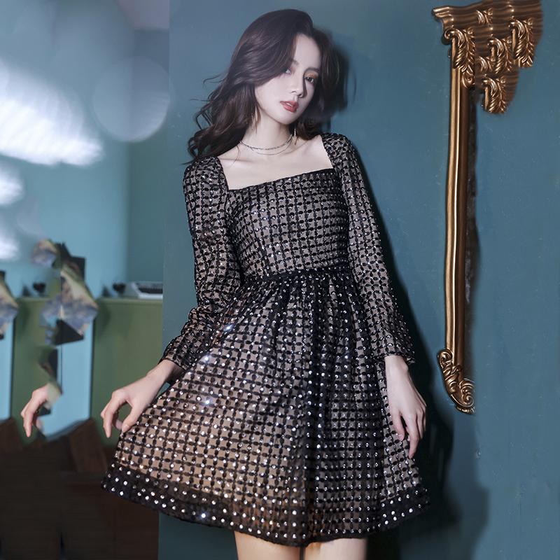 ชุดราตรี ชุดราตรีสวยหรู แบบ ทันสมัย Evening dress