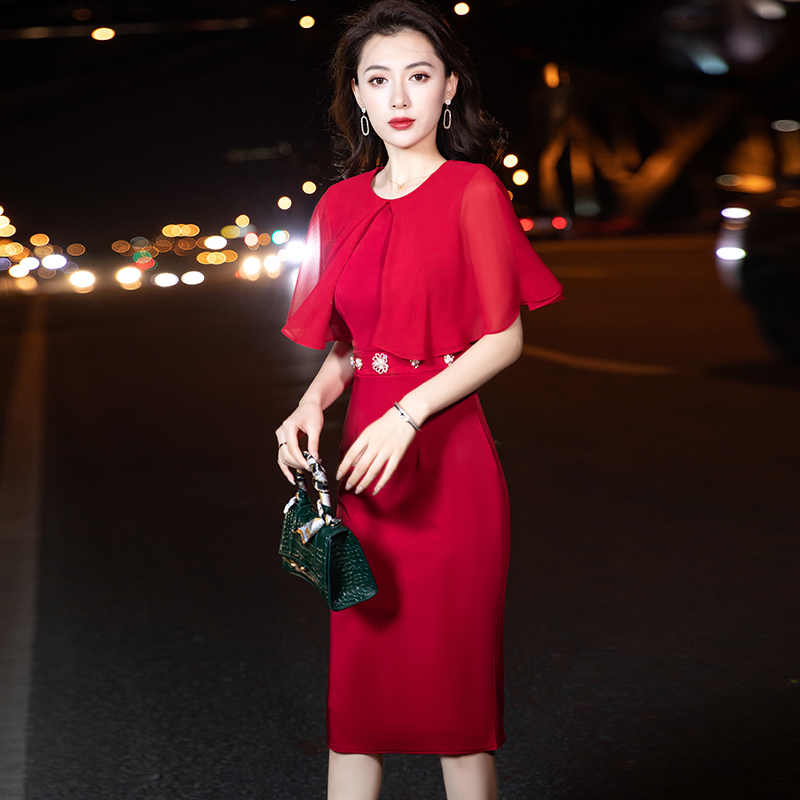 ชุดราตรี ชุดราตรีสวยหรู แบบ ทันสมัย Evening dress