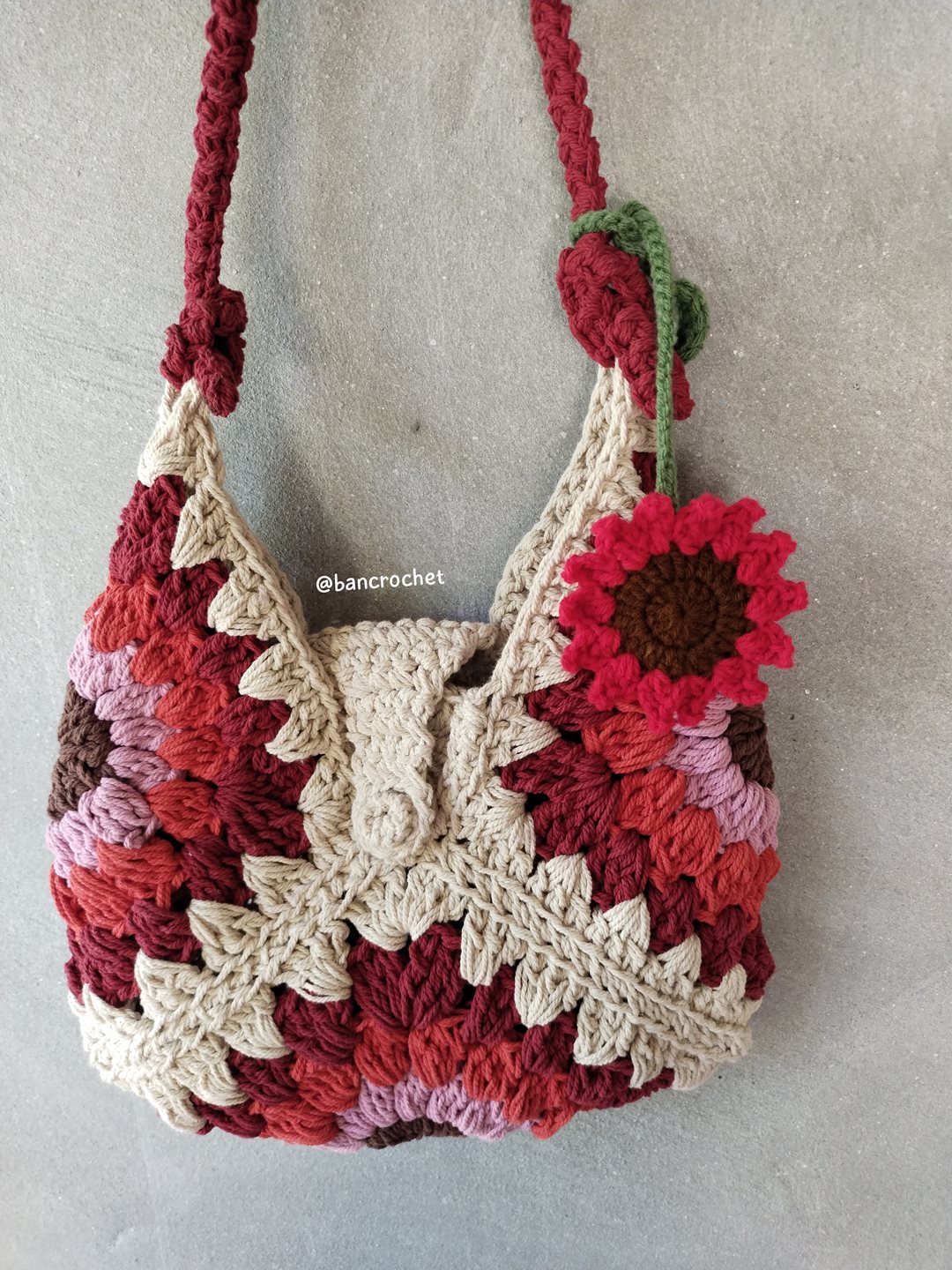 Bancrochet กระเป๋าถักโครเชต์ดอกทานตะวัน crochet bag หลากสี 8*9 inch