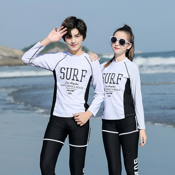 ชุดว่ายน้ำผู้หญิง ชุดว่ายน้ำน่ารัก Bikini ชุดไปทะเล