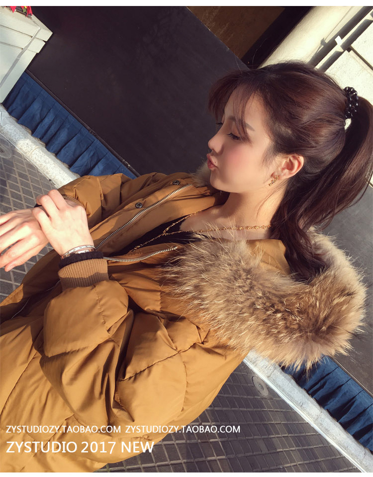 เสื้อกันหนาวฮู้ดดี้ แต่งเฟอร์หนาฟู งานเกรดดีเหมือนแบบ อุ่นมากกกก หิมะก็เอาอยู่ (ถอดขนได้)