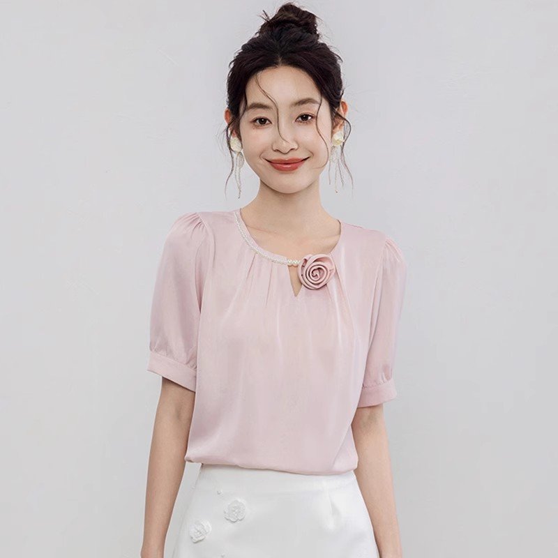 เสื้อเชิ้ตผู้หญิงใส่ทํางาน 390 บาทต่อชิ้น ฟรีค่าจัดส่ง