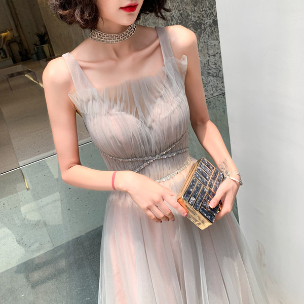 ชุดราตรี ชุดราตรีสวยหรู แบบ ทันสมัย Evening dress