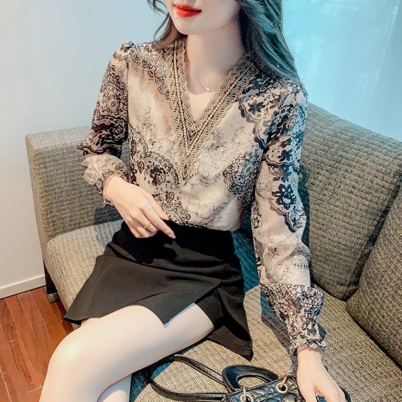 เสื้อเชิ้ตผู้หญิงแขนยาว เสื้อเชิ้ตผู้หญิงใส่ทํางาน 390 บาทต่อชิ้น ฟรีค่าจัดส่ง