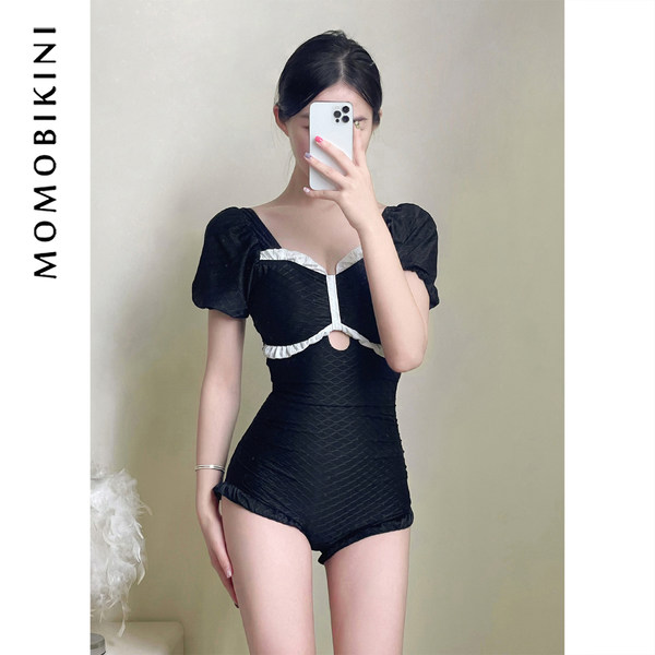 ชุดว่ายน้ำผู้หญิง ชุดว่ายน้ำน่ารัก Bikini ชุดไปทะเล