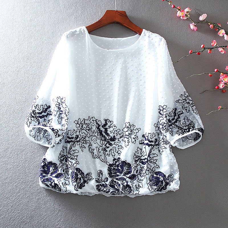 เสื้อลินิน เสื้อผ้าฝ้ายลินิน เสื้อเชิ้ตผ้าลินิน ปักลายสวยๆด้วยด้าย สไตล์VINTAGE BY Dreamroom