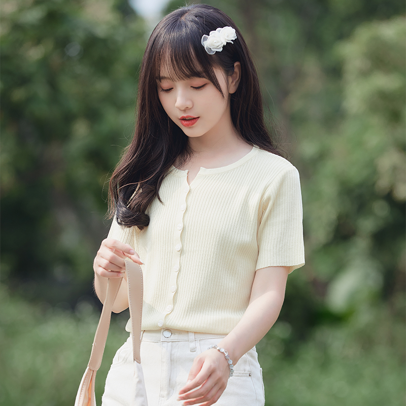 เสื้อผ้าวัยรุ่นเกาหลี เสื้อยืดวัยรุ่นผู้หญิง มีขนาด S M L XL
