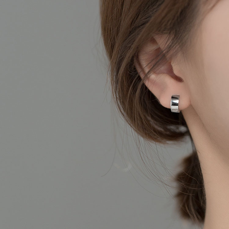 ต่างหูห่วงเล็กเงินแท้ S925 รุ่น Prosper ห่วงหนา สูง 10mm สีเงิน สีดำ ตุ้มหูห่วง เงินแท้ทั้งชิ้น Silver925