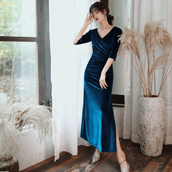 ชุดราตรี ชุดราตรีสวยหรู แบบ ทันสมัย Evening dress