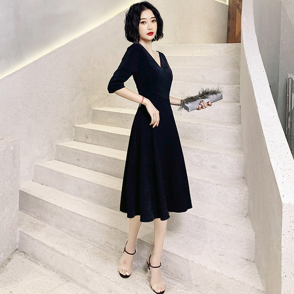 ชุดราตรี ชุดออกงาน ดีไซน์หรู แบรนด์ Angel