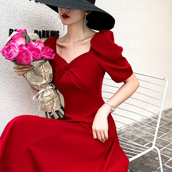 ชุดราตรี ชุดราตรีสวยหรู แบบ ทันสมัย Evening dress