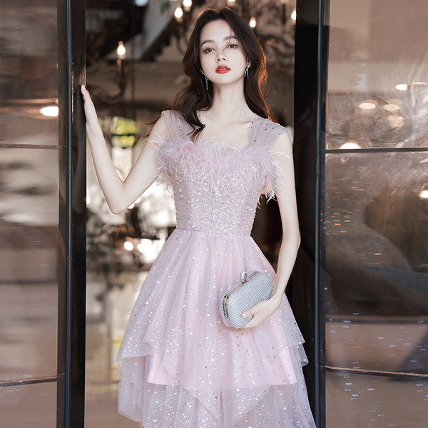 ชุดราตรี ชุดราตรีสวยหรู แบบ ทันสมัย Evening dress