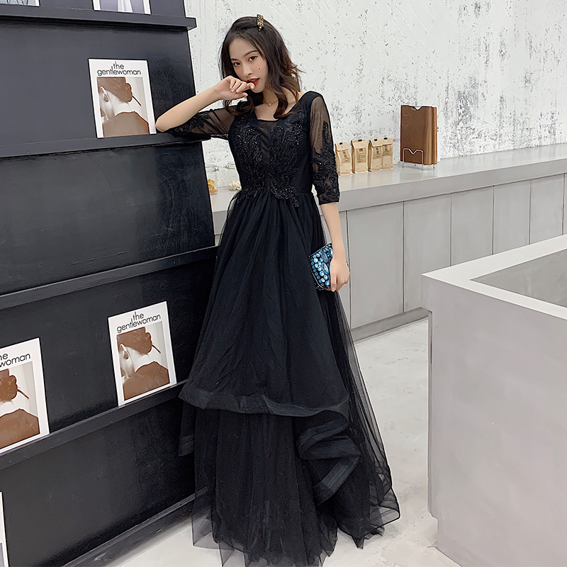 ชุดราตรี ชุดราตรีสวยหรู แบบ ทันสมัย Evening dress
