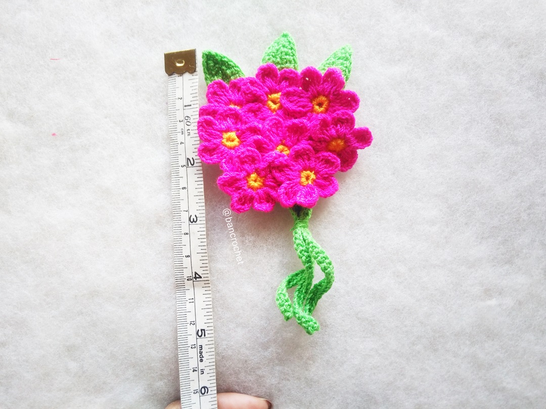 ช่อดอกไม้จิ๋วถักโครเชต์ Mini flower bouquet crochet สีบานเย็น 5 นิ้ว