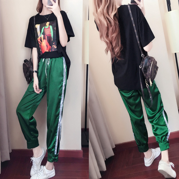 ชุดวอร์ม สูทเกาหลี Jumpsuit ชุดจั้มสูท ชุดเซท 2 ชิ้น ชุดกีฬาผู้หญิง ชุดออกกำลังกาย เสื้อกันหนาว ชุดวอร์มคู่