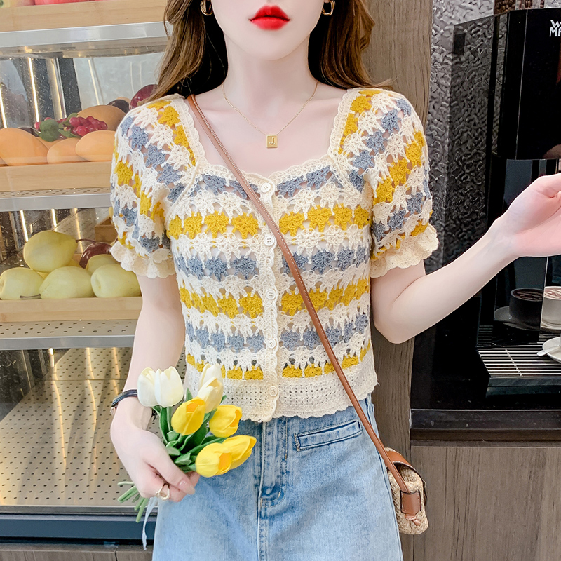 เสื้อผ้าวัยรุ่นเกาหลี เสื้อยืดวัยรุ่นผู้หญิง มีขนาด S M L XL