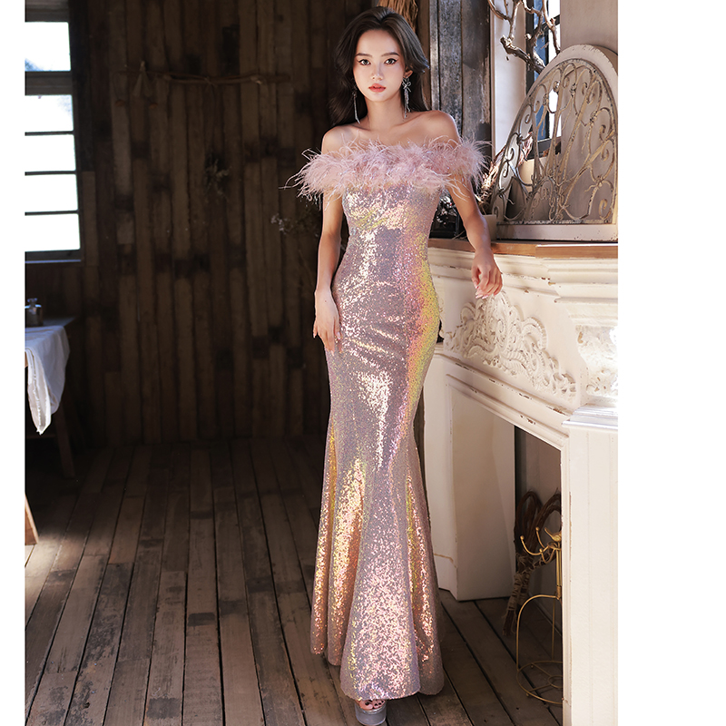 ชุดราตรี ชุดราตรีสวยหรู แบบ ทันสมัย Evening dress