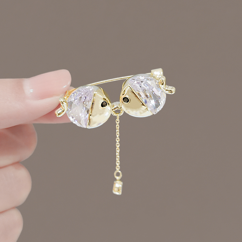 เข็มกลัด เข็มกลัดสวยๆ เข็มกลัดติดเสื้อ Brooch