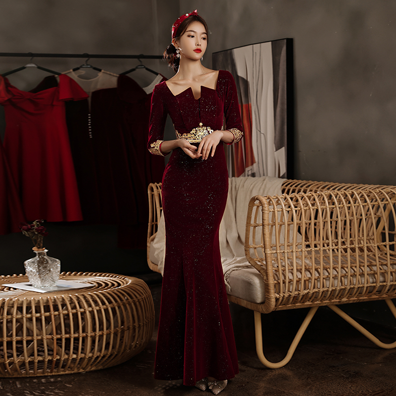 ชุดราตรี ชุดราตรีสวยหรู แบบ ทันสมัย Evening dress