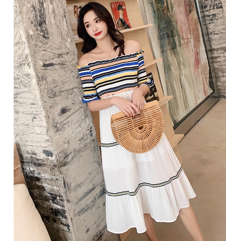 Dress4586 เดรสยาวเปิดไหล่สม็อครอบอกและเอว ช่วงบนผ้าคอตตอนลายริ้วโทนสีคัลเลอร์ฟูล ตัดต่อกระโปรงชีฟองเนื้อดีหนามีน้ำหนักสีขาวตกแต่งด้วยแถบเส้นลายกราฟฟิคดูมีดีเทล มีซับในอย่างดี งานเกรดพรีเมียมดูสวยแพง