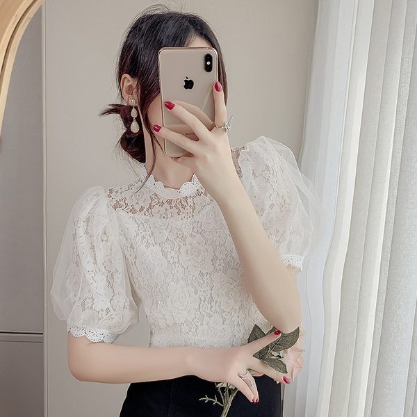 เสื้อลูกไม้ แขนสั้น