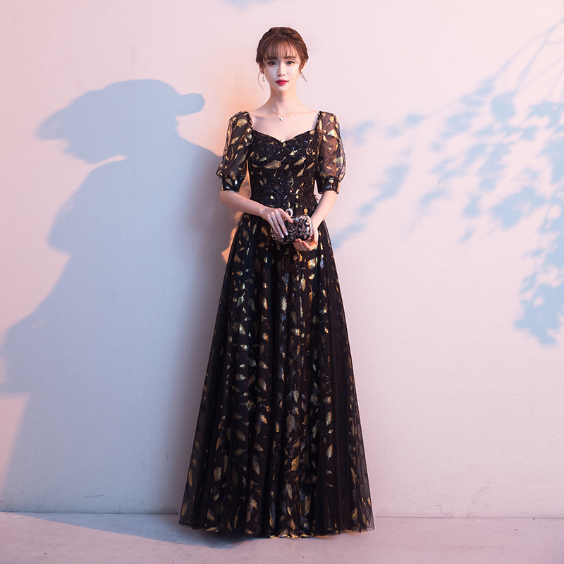 ชุดราตรี ชุดราตรีสวยหรู แบบ ทันสมัย Evening dress