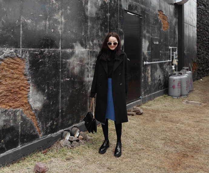 OverCoat เสื้อโค้ทกันหนาวตัวยาว สีดำ Classic เข้าได้กับทุกชุด งานดี ผ้าวูลเนื้อดี บุซับในกันลมอย่างดี พร้อมส่ง