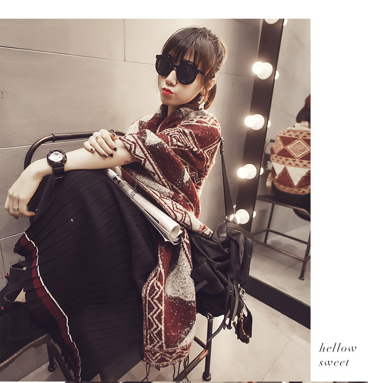 ผ้าพันคอ/ผ้าคลุมไหล่ กันหนาว เนื้อนุ่ม ลายแดงขาว เกาหลี งานดีค่ะ พร้อมส่ง same pic