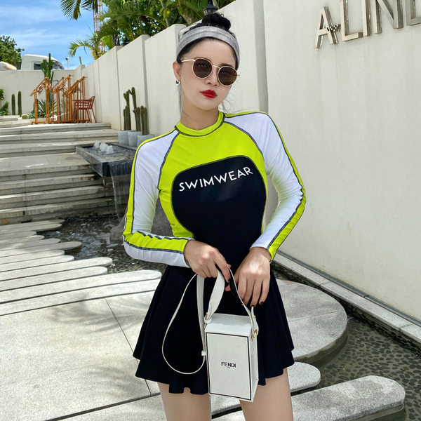 ชุดว่ายน้ำผู้หญิง ชุดว่ายน้ำน่ารัก Bikini ชุดไปทะเล