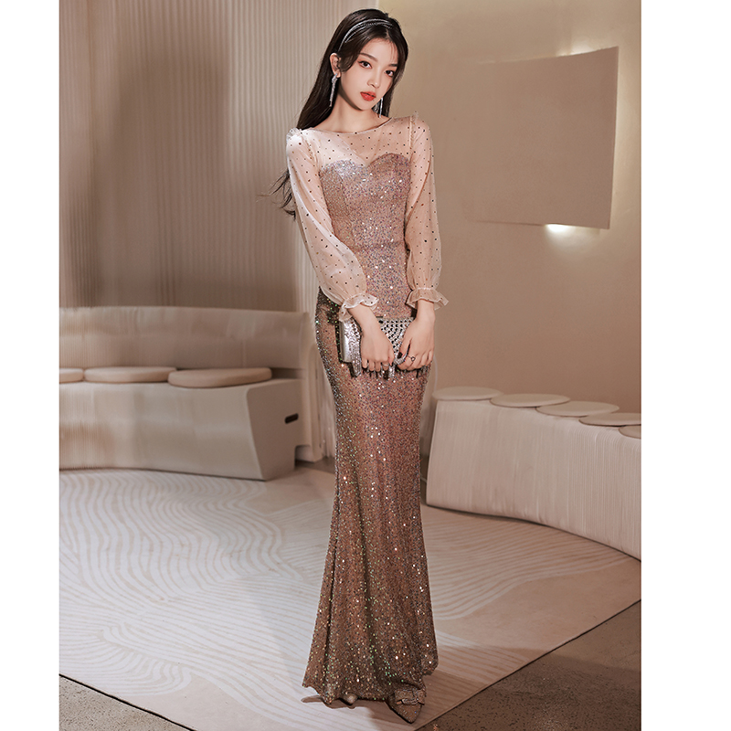 ชุดราตรี ชุดราตรีสวยหรู แบบ ทันสมัย Evening dress