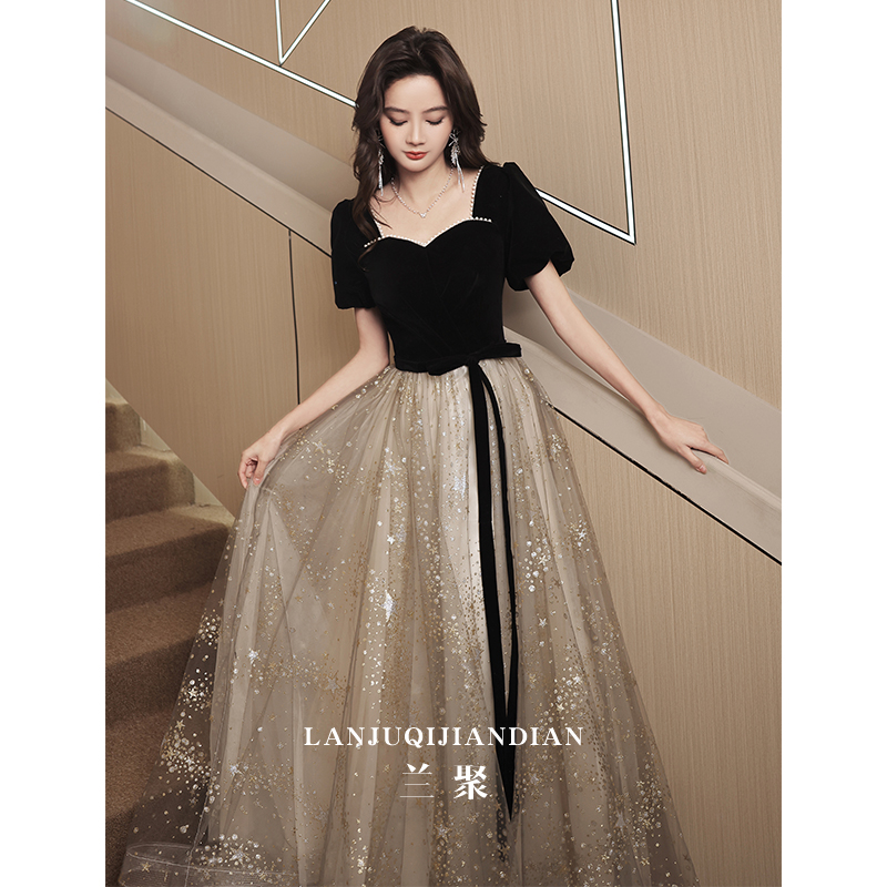ชุดราตรี ชุดราตรีสวยหรู แบบ ทันสมัย Evening dress