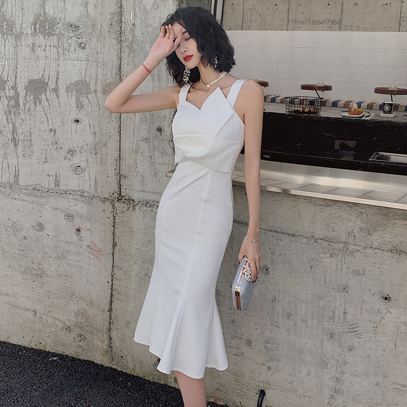 ชุดราตรี ชุดราตรีสวยหรู แบบ ทันสมัย Evening dress