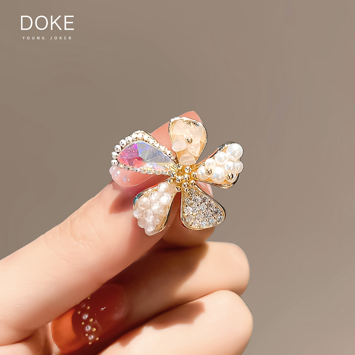 เข็มกลัด เข็มกลัดสวยๆ เข็มกลัดติดเสื้อ Brooch